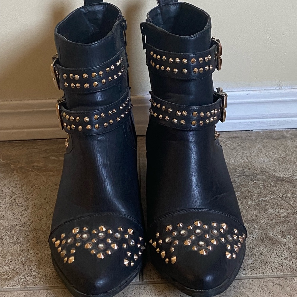 Fashion boots